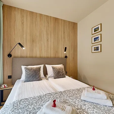 Apartamento Golden Hour Apartments-greeneri 22